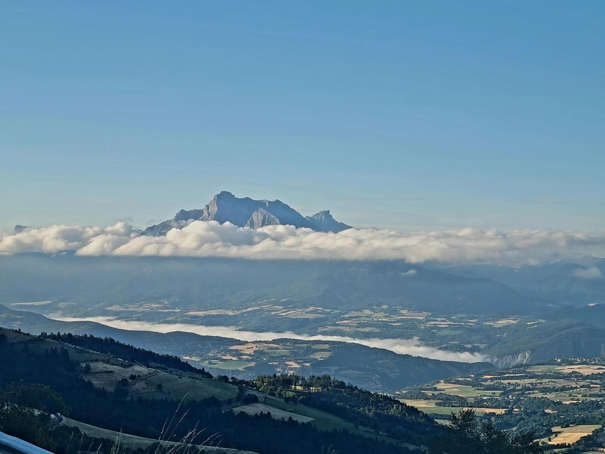 Studio 05 Saint Honore 1500, Vue Montagne Et Lac, 2 Personnes, Serie Anthracite Netflix Luaran gambar